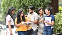 Career Choice Mistakes: 12वीं के बाद अक्सर छात्र करते हैं ये गलतियां, इन फैसलों पर जिंदगीभर होता है पछतावा