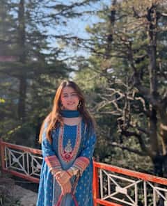 रुबीना दिलैक से भी ज्यादा खूबसूरत हैं उनकी छोटी बहन, यूट्यूब से करती हैं करोड़ों में कमाई