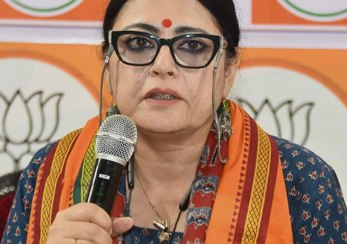 Annapurna Yojana : অন্নপূর্ণা যোজনার টাকা এখনও পাননি? সমাধানে নয়া উদ্যোগ 'বিজেপির মহিলা মোর্চা'র, কী করবেন, জানালেন অগ্নিমিত্রা