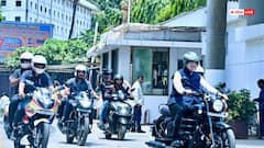 पीएम की अपील के बाद बदला अंदाज, बुलेट पर दिखे महाराष्ट्र के CM देवेंद्र फडणवीस, सामने आई ये खास तस्वीरें