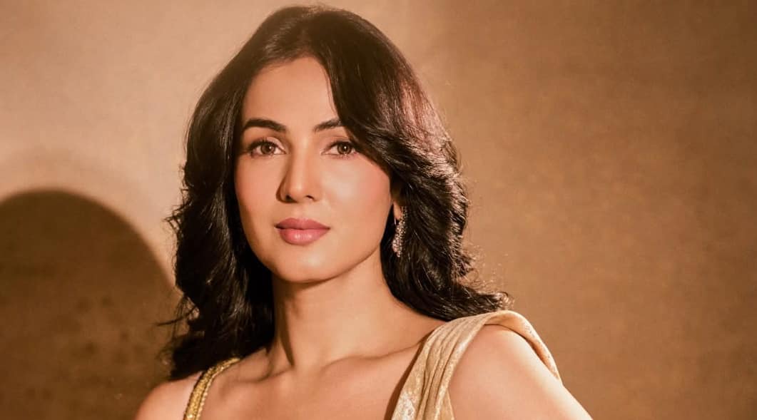 Sonal Chauhan Birthday: 39 की हुईं सोनल चौहान, रेस्टोरेंट में बैठी एक्ट्रेस पर पड़ी डायरेक्टर की नजर, 7 दिन में मिली ‘जन्नत’