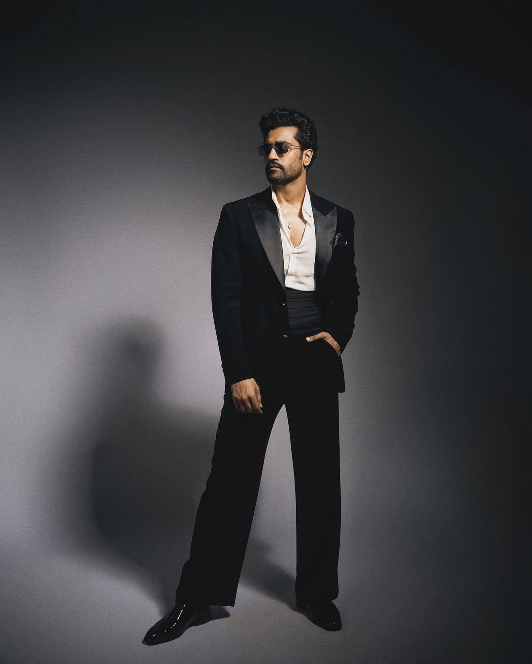 Vicky Kaushal Birthday: चॉल में गुजरा बचपन, आज 20 करोड़ फीस लेते हैं विक्की कौशल, पिछली फिल्म ने छापे थे 800 करोड़