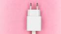Charging Cable Maintenance Tips : গুছিয়ে রাখলেও ছিঁড়ে যাচ্ছে চার্জিং কেবল ! কীভাবে রাখা উচিত তার