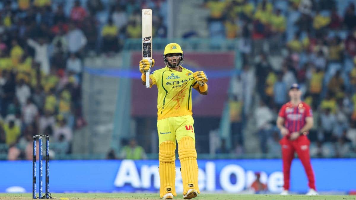 6,6,6,6,6... 14 करोड़ी कार्तिक शर्मा ने CSK के लिए खेली सबसे बड़ी पारी, बनाया नया कीर्तिमान