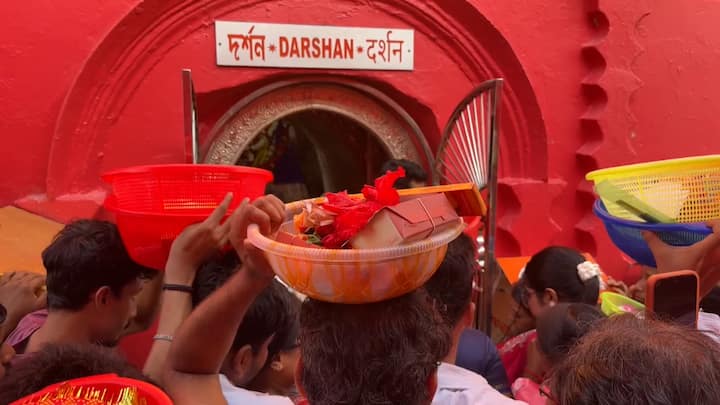 এই তিথিতে দেবীর পুজো-আরাধনায় অশুভ কর্মফল নাশ হয় এবং শুভ ফলপ্রাপ্ত হয়।