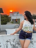 Poonam Bajwa Photo: શોર્ટ્સમાં પૂનમ બાજવાએ આપ્યા ગ્લેમરસ પોઝ, તસવીરો થઈ વાયરલ