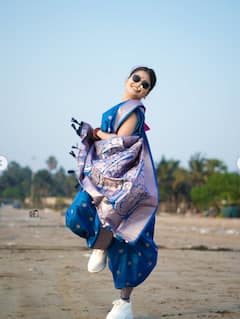 Gautami Patil LOOK: जरतारी काठ, नऊवारी थाट.. गौतमीच्या नव्या लुकची एकच चर्चा; पदर उडवताच चाहत्यांना भुरळ, PHOTOs