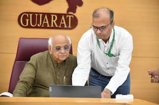 ગુજરાતમાં વસતી ગણતરીનો આરંભ: CM પટેલ અને કેન્દ્રીય મંત્રી પાટીલે ઓનલાઈન નોંધાવી વિગતો
