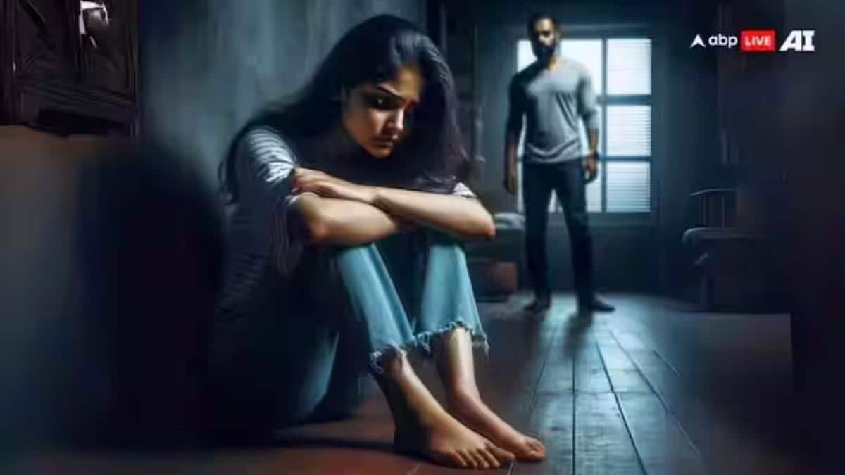 Hyderabad Crime News: మద్యం తాగించి స్నేహితురాలిపై బీటెక్ స్టూడెంట్ అత్యాచారం.. ఇబ్రహీంపట్నంలో దారుణం