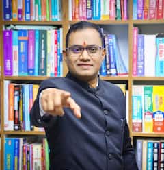 Shivraj Motegaonkar NEET Exam 2026 Paper Leak: शिवराज मोटेगावकरच्या मोबाईलमधील एका मेसेजने खेळ खल्लास; पेपरफुटीची फॅक्टरी, हादरवणारी हिस्ट्री!