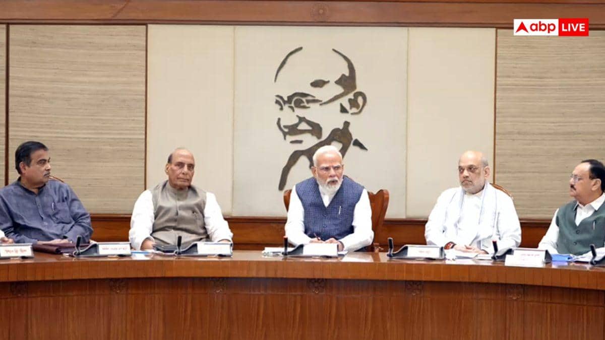 विदेश से लौटते ही पीएम मोदी ले सकते हैं बड़ा फैसला? बुलाई गई कैबिनेट मंत्रियों की बैठक
