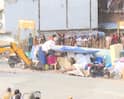 Bandra Photo : वांद्रे अतिक्रमण प्रकरण नेमकं काय? राड्याचे फोटो