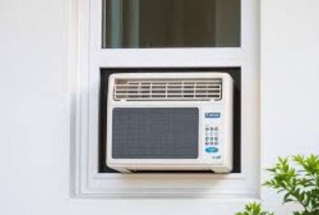 ਮੇਂਟੇਨੈਂਸ ਕਿਸਦਾ ਜ਼ਿਆਦਾ ?  Window AC ਦੇ ਝੰਝਟ ਹਰ ਸੀਜ਼ਨ ਸਰਵਿਸ ਕਰਵਾਉਣੀ ਪੈਂਦੀ ਹੈ ਏਅਰ ਫਿਲਟਰ ਵਾਰ-ਵਾਰ ਸਾਫ਼ ਕਰਨੇ ਪੈਂਦੇ ਹਨ ਗੈਸ ਰਿਫ਼ਿਲਿੰਗ ਦਾ ਵੀ ਖਰਚਾ ਆ ਸਕਦਾ ਹੈ