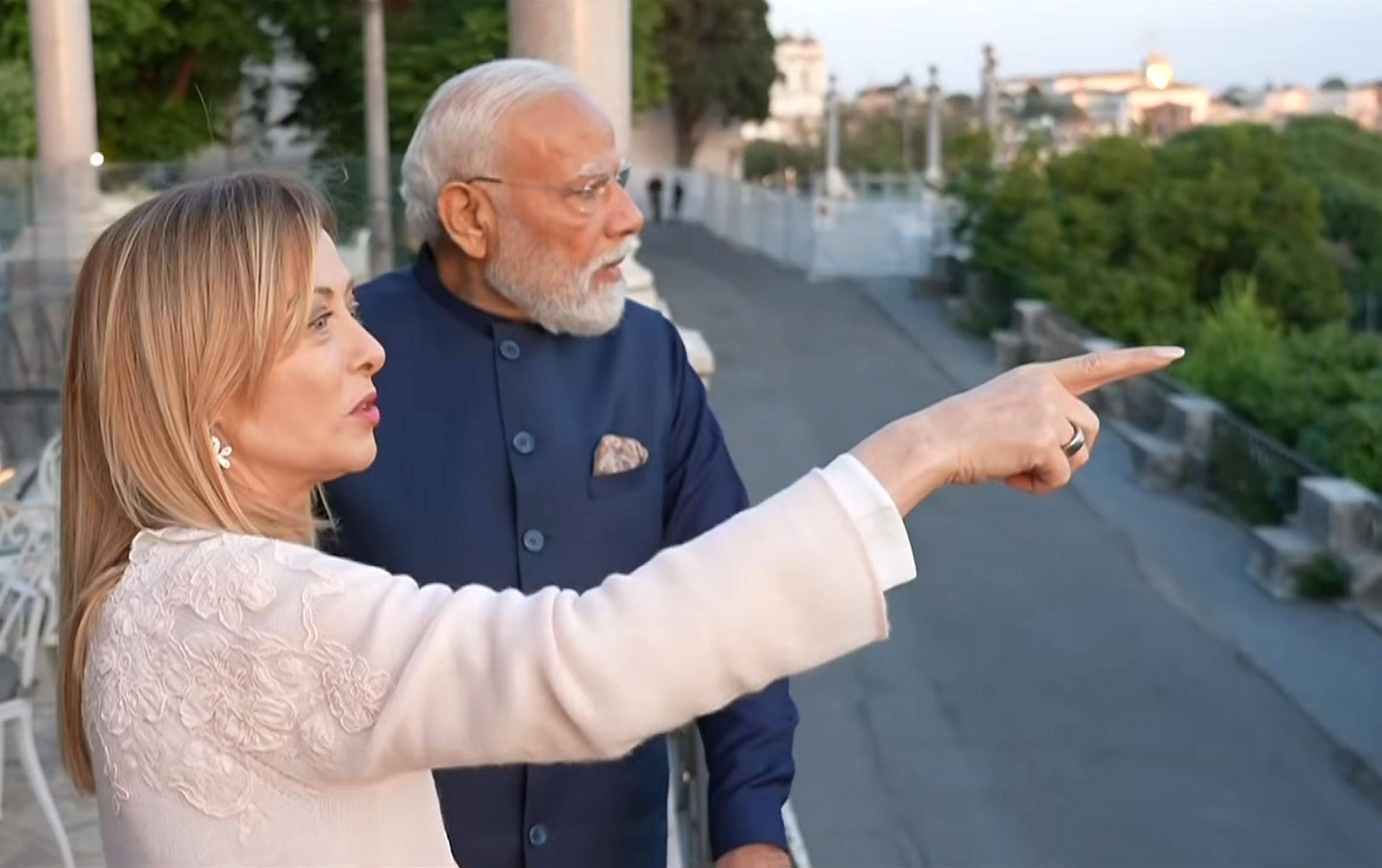 PM మోదీ 5 దేశాల టూర్: యూఏఈతో చమురు భద్రత, చిప్ ప్లాంట్ – మీ జేబు & ఉద్యోగాలపై ప్రభావమేంటీ?