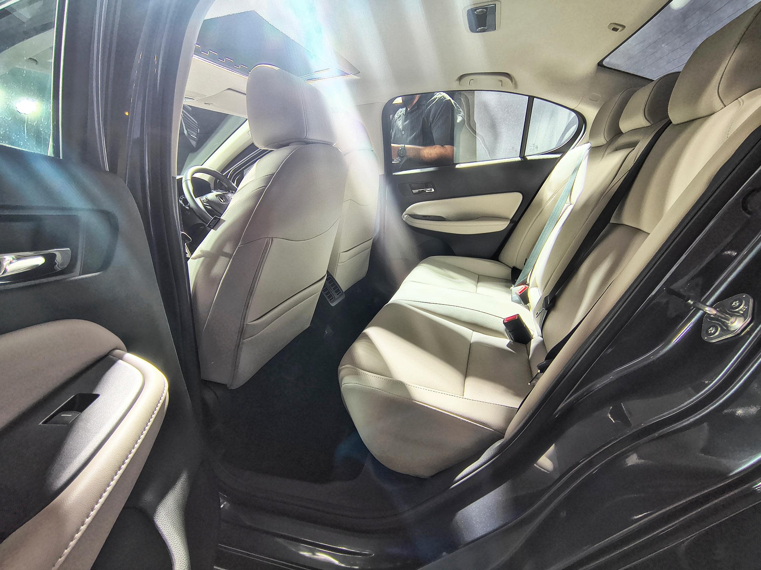 New Honda City Facelift First Look Review: What Works and What Falls Short