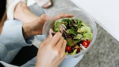 High Protein Lunch Box: वजन घटाने वालों के लिए 5 आसान हाई प्रोटीन लंच बॉक्स, ऑफिस ले जाने के लिए हैं बेस्ट