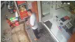 Raigad News: रायगडमध्ये पिसाळलेल्या कुत्र्याचा हैदोस, 6 वर्षीय चिमुरड्यासह तब्बल आठ जणांना चावा; नागरिकांमध्ये भीतीचे वातावरण, घटना सीसीटीव्हीमध्ये कैद
