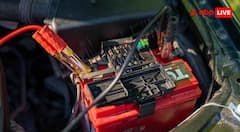 Car Battery Care Tips : इन आदतों की वजह से जल्दी डाउन हो जाती है कार की Battery, ऐसे बढ़ाएं इसकी लाइफ