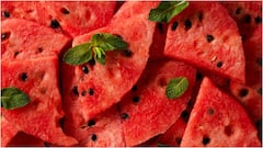 Water Melon in Summer : రోజూ కప్పు పుచ్చకాయ తింటే ఆరోగ్యానికి ఏమవుతుంది.. బరువు తగ్గాలనుకుంటే తినొచ్చా?