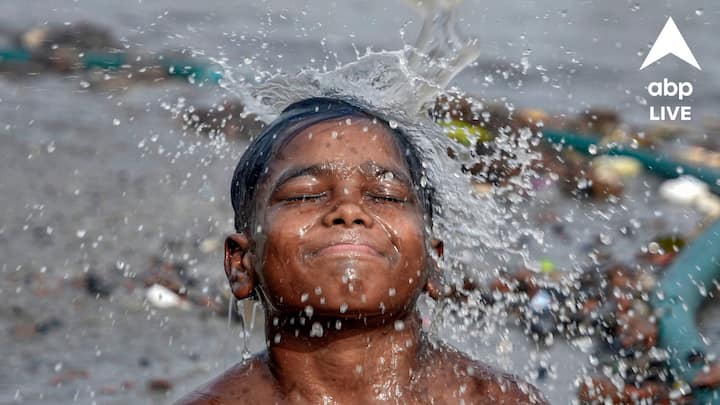 উত্তরবঙ্গের প্রায় সব জায়গাতেই হাল্কা থেকে মাঝারি বৃষ্টিপাত হয়েছে। একবার দুই স্থানে ভারী বৃষ্টিপাত হয়েছে।