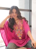 समर सीजन में ट्राई करें हेली शाह के ये शानदार आउटफिट्स, स्टाइल और कंफर्ट का हैं परफेक्ट बैलेंस