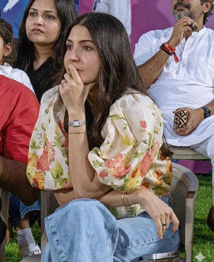 IPL 2026: विराट कोहली के लिए अनुष्का शर्मा ने की प्रार्थना, मैच के दौरान राधा नाम जप करती दिखीं एक्ट्रेस