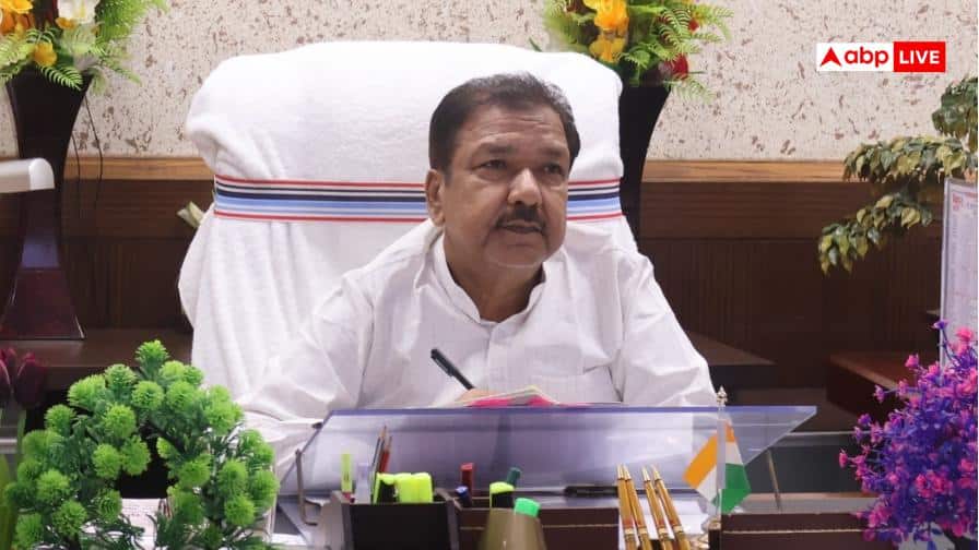 'हर कुर्सी को ईमानदार होना पड़ेगा...', राजस्व कार्यों मंत्री दिलीप जायसवाल की सख्ती, दिए कई आदेश