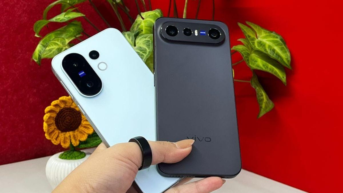Vivo X300 FE vs X200 FE: One Costs Rs 20,000 More And Still Loses