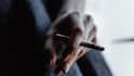 Tobacco Side Effects On Bones: क्या तंबाकू आपकी हड्डियों और रीढ़ को भी पहुंचा रहा नुकसान? एक्सपर्ट ने बताया डराने वाला सच