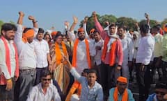 Manoj Jarange: मनोज जरांगेंच्या आंदोलनस्थळी किती गर्दी? वाहनांच्या रांगा, आंदोलकांकडून रास्ता रोके, पाहा फोटो