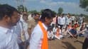 Manoj Jarange Patil: डोक्यावर भगवा गमछा गुंडाळला, खाली बाज टाकली, 40 डिग्रीच्या उन्हात मनोज जरांगेचं उपोषण सुरु; अंतरवालीमधील पहिले PHOTO