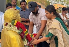 Manchu Manoj : దాసరి ఓ ఇన్‌స్టిట్యూట్... ఇన్‌స్పిరేషన్ - ఘాట్ వద్ద మంచు మనోజ్ కపుల్