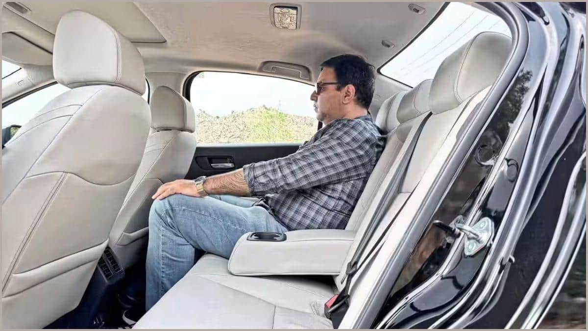 Honda City Facelift Hybrid Review: புதிய ஹோண்டா சிட்டி ஃபேஸ்லிஃப்ட் ஹைப்ரிட் எப்படி இருக்கு.? உண்மையான மைலேஜ் என்ன.? இதோ ரிவ்யூவ்