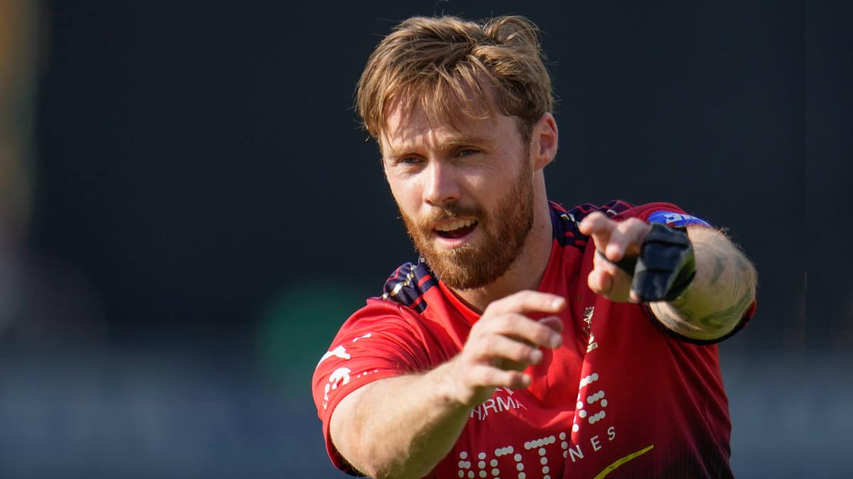 Venkatesh Iyer Or Phil Salt? Inside RCB’s IPL 2026 Final Selection Headache