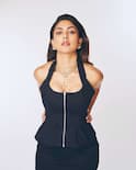 Mrunal Thakur : మృణాల్ ఠాకూర్ గ్లామరస్ లుక్ - లేటెస్ట్ ఫోటోస్‌తో సోషల్ మీడియా షేక్