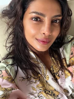 Priyanka Chopra: స్విమ్‌సూట్‌లో గ్లోబల్ స్టార్... మహేష్ 'వారణాసి' బ్రేక్‌లో ప్రియాంక చోప్రా ఏం చేసిందో చూశారా?