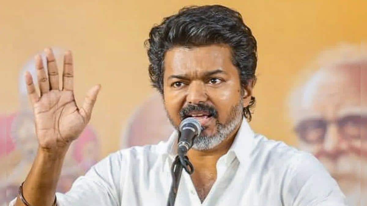 CM Vijay: திருச்சி மக்கள் சந்திப்பு நிகழ்ச்சியை கெடுக்க திமுக சதி? - விஜயை விளாசும் நெட்டிசன்கள்!
