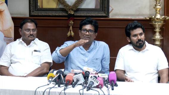 CM Vijay: 'ஸ்கிரிப்ட் படிச்சா எப்படி வரலாறு தெரியும்?' - முதலமைச்சர் ஜோசப் விஜய்க்கு திமுக பதிலடி! CM Vijay: 'ஸ்கிரிப்ட் படிச்சா எப்படி வரலாறு தெரியும்?' - முதலமைச்சர் ஜோசப் விஜய்க்கு திமுக பதிலடி!