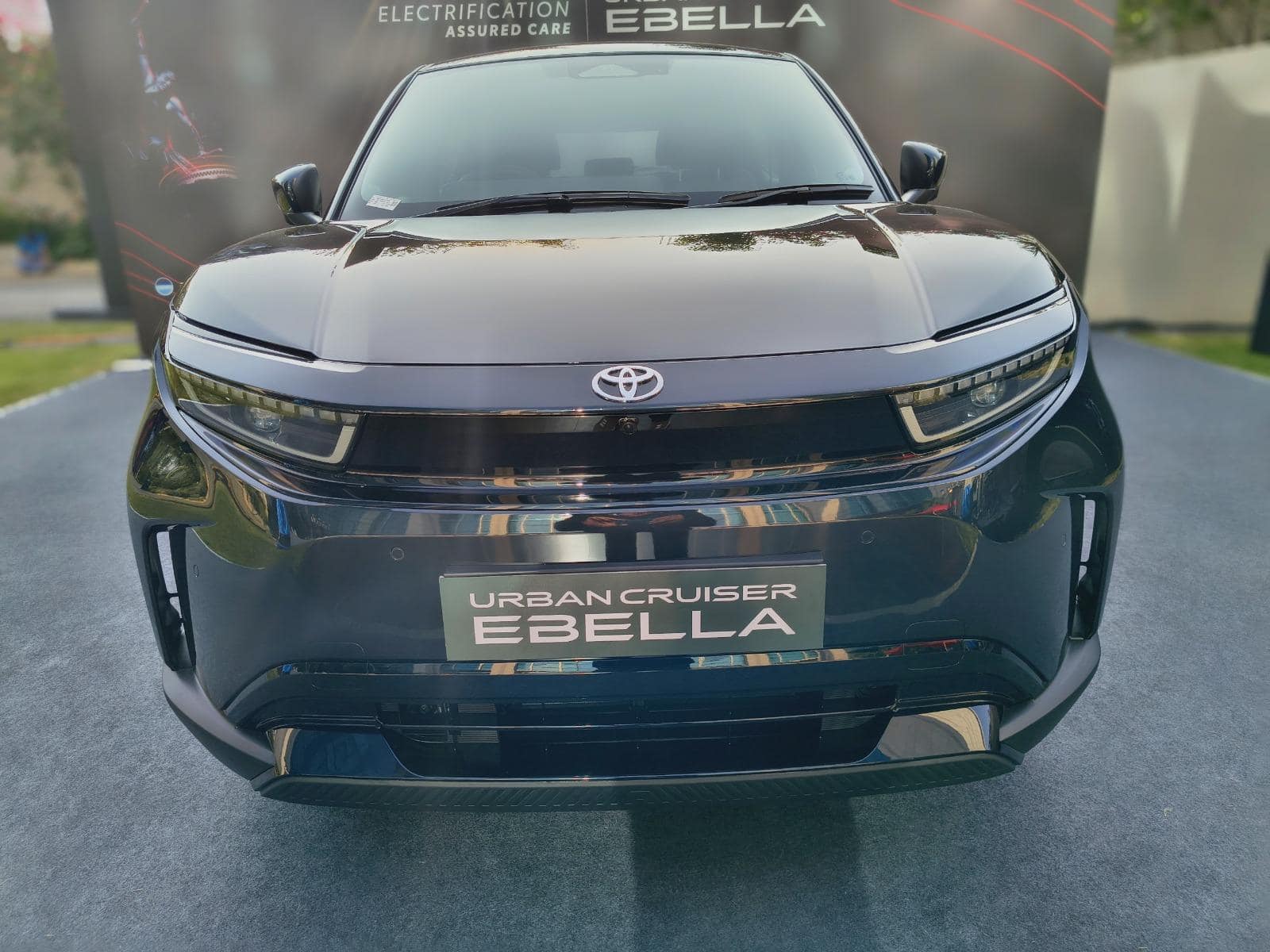 Toyota EBELLA Alternatives: டொயோட்டாவுக்கு டஃப்.! ஹூண்டாய் முதல் வின்ஃபாஸ்ட் வரை; எபெல்லா பட்ஜெட்டை விட மலிவான 6 கார்கள்