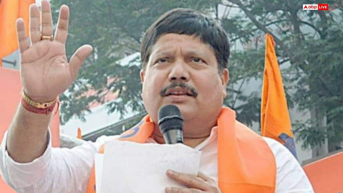 बैरकपुर के पूर्व सांसद, TMC से BJP में वापसी... जानें कौन हैं अर्जुन सिंह, जिन्होंने शुभेंदु सरकार में ली कैबिनेट मंत्री पद की शपथ
