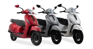 Bajaj Chetak 2026 Updates: బజాజ్ చేతక్ కొత్త ఎలక్ట్రిక్ స్కూటర్లు సీ 35, సి30 సిరీస్ ధరలు ఫీచర్స్ ఎలా ఉన్నాయి?