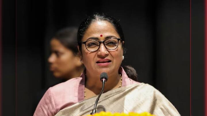 मुआवजे की इस बढ़ी हुई रकम का सबसे ज्यादा फायदा उन छोटे और मध्यम वर्ग के किसानों को मिलेगा जो पूरी तरह खेती पर ही निर्भर हैं. सरकार का मकसद है कि कुदरत की मार झेलने वाले अन्नदाताओं तक सीधे और सही समय पर आर्थिक मदद पहुंचाई जा सके जिससे उनका बड़ा नुकसान कवर हो सके.