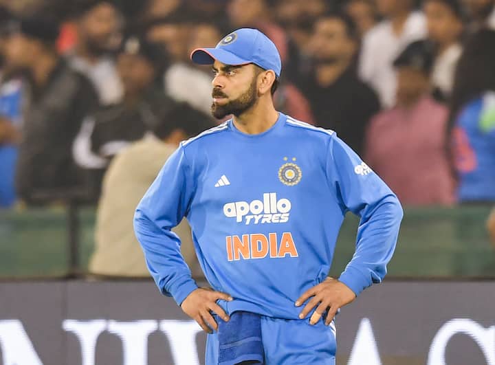 আইপিএলের ফাইনালে বিরাট কোহলির ব্যাট থেকেই উইনিং শট এসেছিল। তারপর তাঁর আফগানদের বিরুদ্ধে ওয়ান ডে সিরিজ়ে মাঠে নামার কথা ছিল।