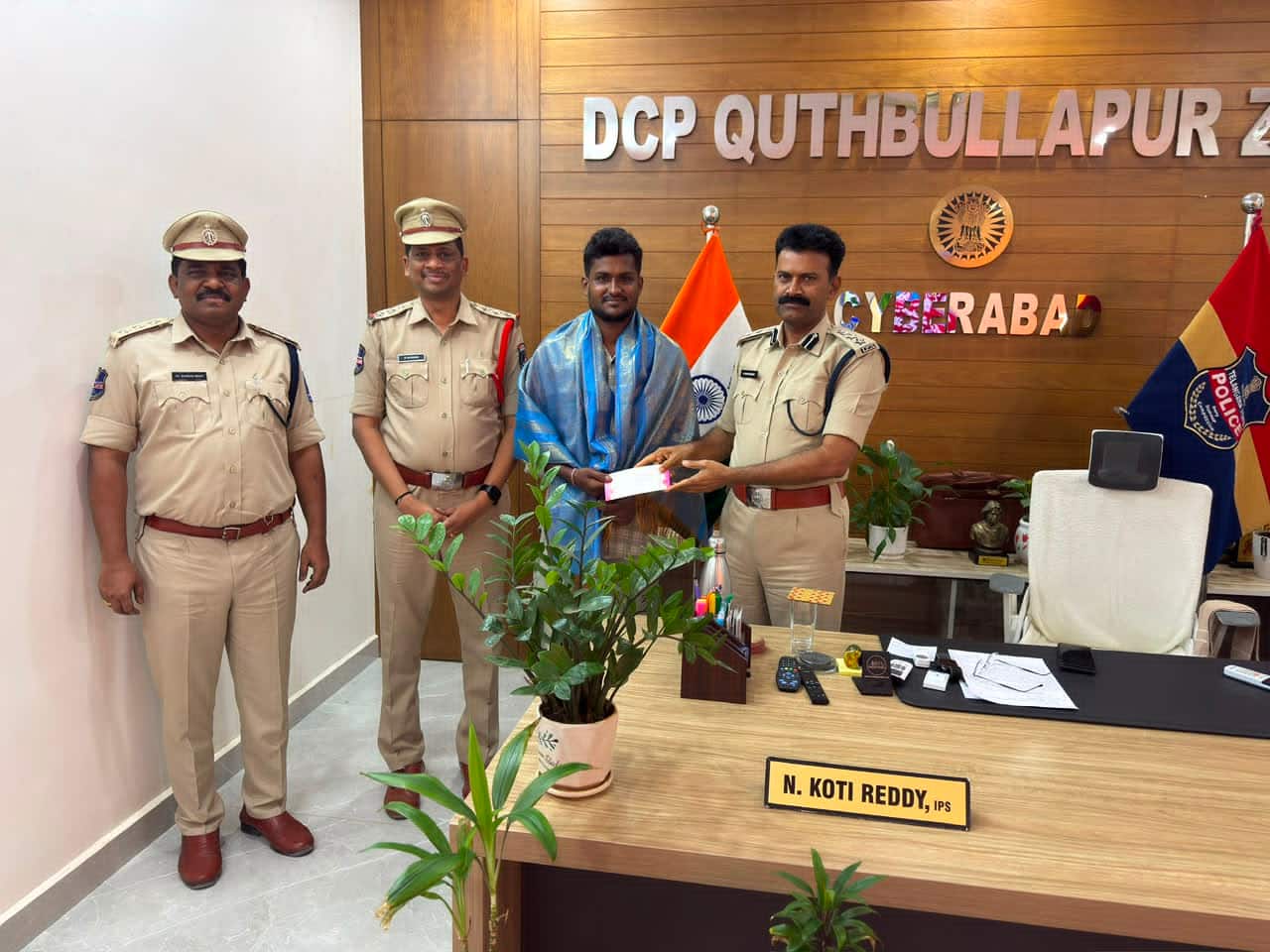 Breaking News: అమీర్పేటలో భారీ అగ్నిప్రమాదం- మైత్రివనం వద్దే మరోసారి దుర్ఘటన