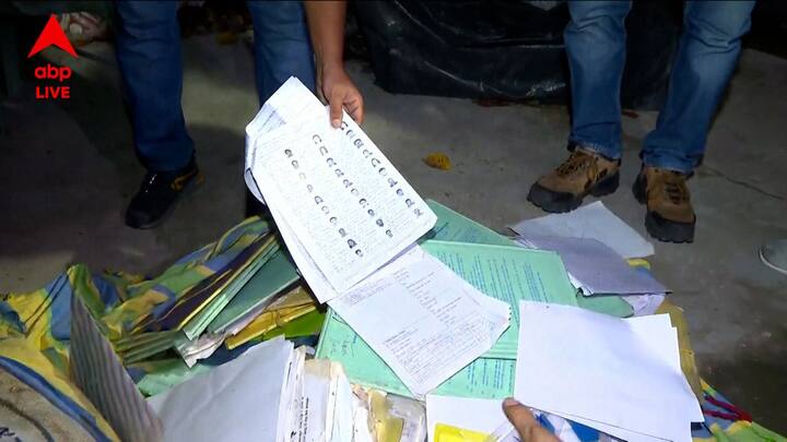 স্থানীয় মানুষরা অভিযোগ করেন যে, এখানে বহু সমাজ বিরোধী কাজ করা হত। উদ্ধার হয়েছে দামি টিভি, ভোটার তালিকা, CV। বাংলার যুবশক্তি সংক্রান্ত ফাইলও উদ্ধার হয়েছে।