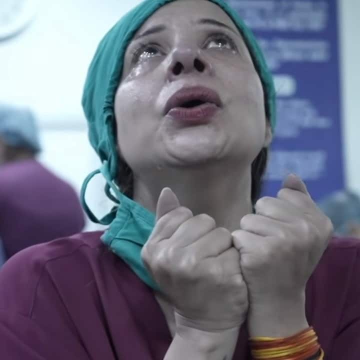 'आमच्या घरी लक्ष्मी आणि गणेश दोन्ही आले आहेत. आमचं हृदय आनंदाने भरुन आलंय. हर हर महादेव...' फॅन्सने संभावना आणि अविनाशला कमेंटद्वारे भरभरुन शुभेच्छा दिल्या आहेत.