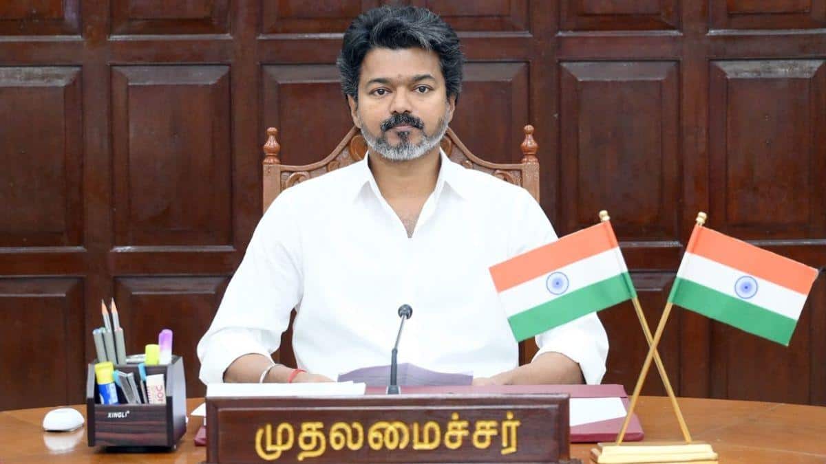 TN Cabinet: தவெக அரசின் முதல் அமைச்சரவை கூட்டம்.. விஜய் போட்ட முக்கிய உத்தரவு.. இனி அதிரடி தான்!
