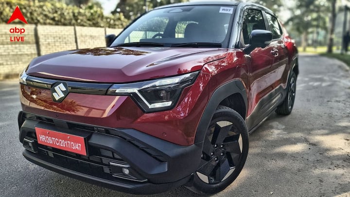 Maruti Suzuki eVitara-এর মূল্য 20 লক্ষ টাকার মতো। আর রেঞ্জ দেয় 543 কিমি। উৎপন্ন করে 172 হর্স পাওয়ার শক্তি।