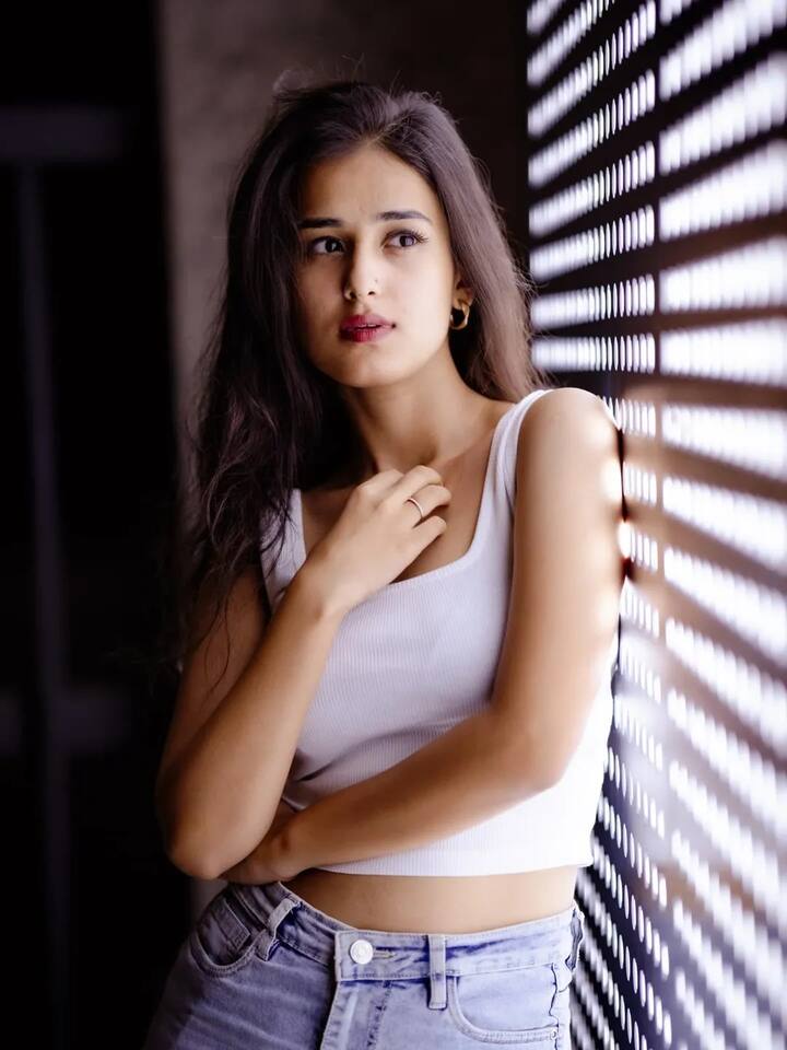 తన వదిన మహాలక్ష్మి చూస్తే ఏమనుకుంటుందో అని ఆవేశంగా రియాక్టైన కేశవ..ఆ తర్వాత రియలైజ్ అయి శైలుని క్షమించమని అడిగితే ప్రేమకథ పట్టాలెక్కినట్టే...