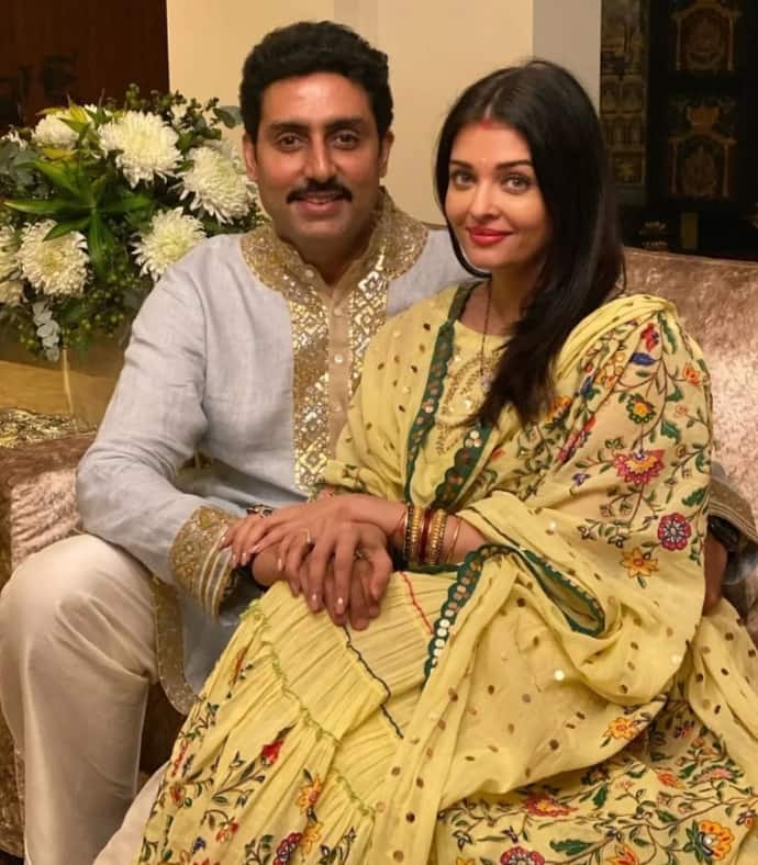 ये आलीशान प्रॉपर्टी एक गेटेड कम्युनिटी में स्थित है, जहां प्राइवेसी और लग्जरी का खास ध्यान रखा जाता है. घर में वॉक-इन क्लोसेट, डिजाइनर किचन और मिनी थिएटर जैसी कई शानदार सुविधाएं मौजूद हैं.